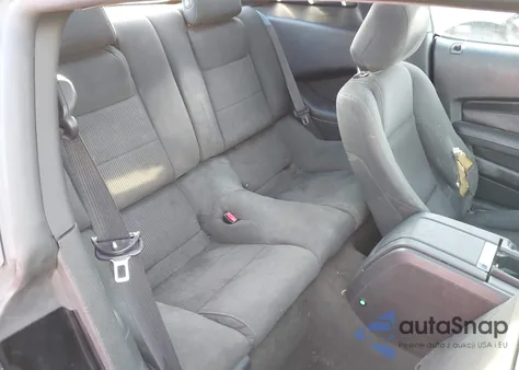 2014 Ford Mustang Gt Premium z USA, uszkodzony, nr VIN 1ZVBP8CF1E5247683